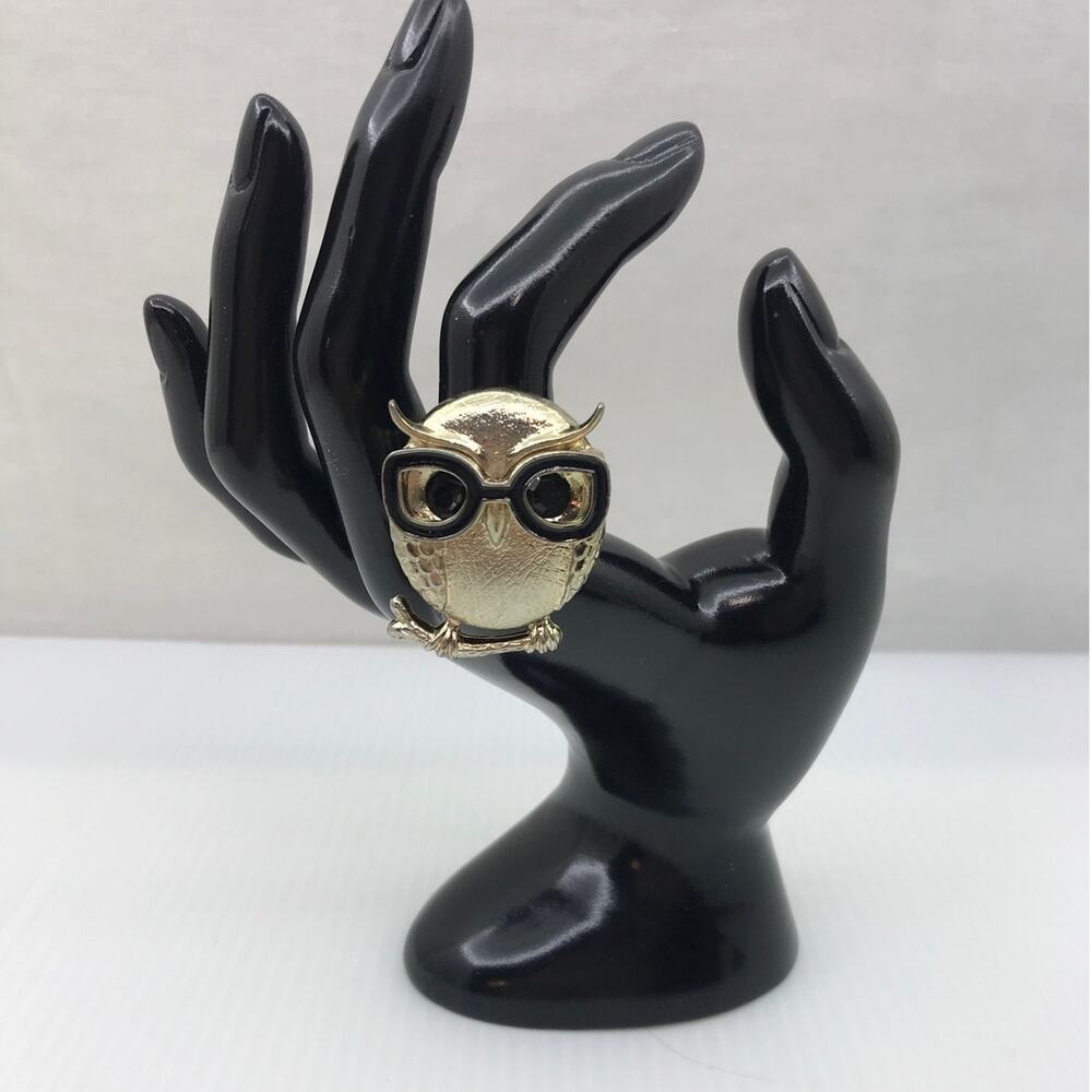 LC Lauren Conrad Retro Wise Owl Textured Gold Tone Statement Elastic Ring 8.5